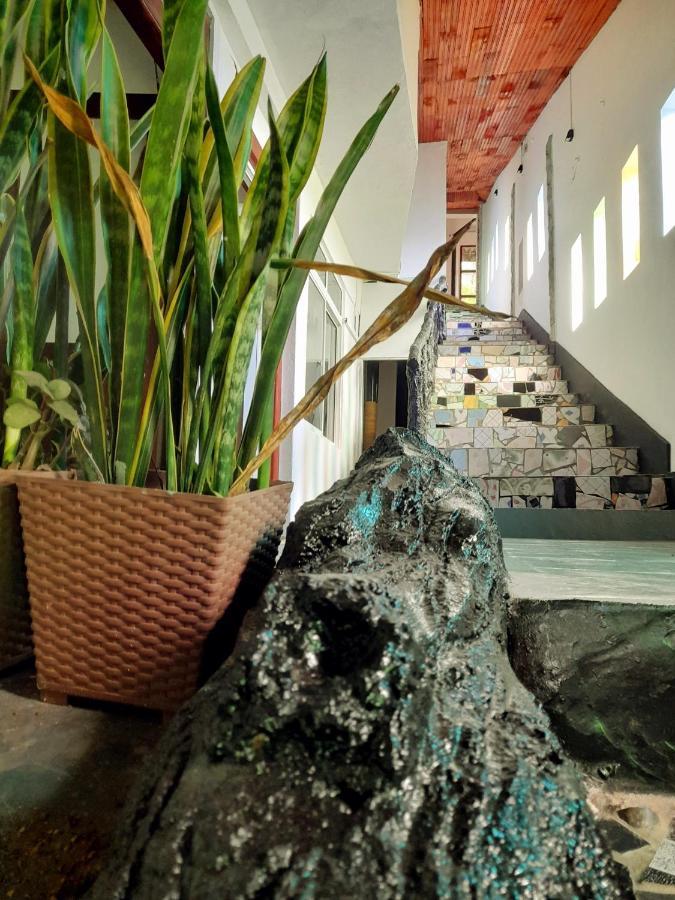 The Mount View By Liyozi Leasiure Hotel Nuwara Eliya Exterior photo
